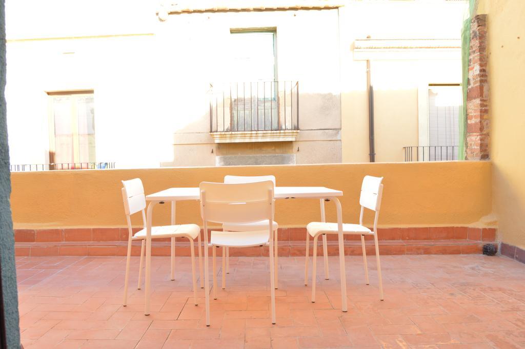 Tarragona Suites Mediona Esterno foto
